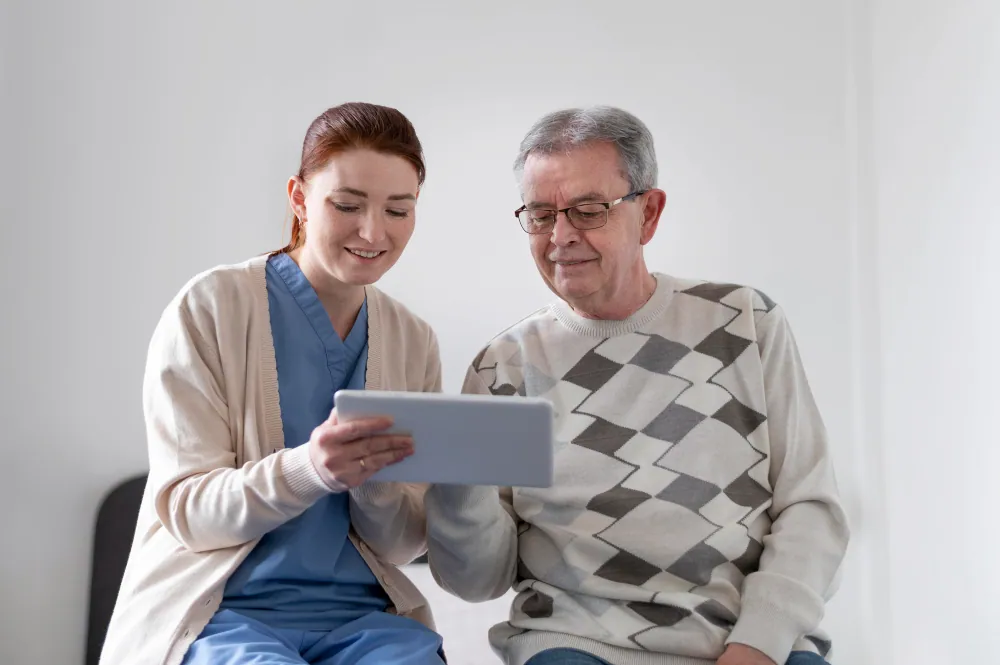 a patient advocate helping a mesothelioma examine the community support found online